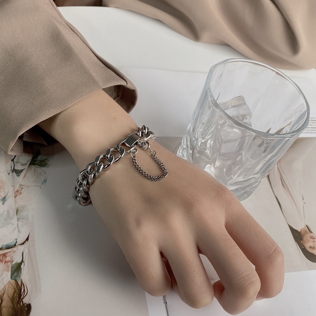 Vòng Tay Kim Loại Phong Cách Hàn Quốc Dành Cho Nữ