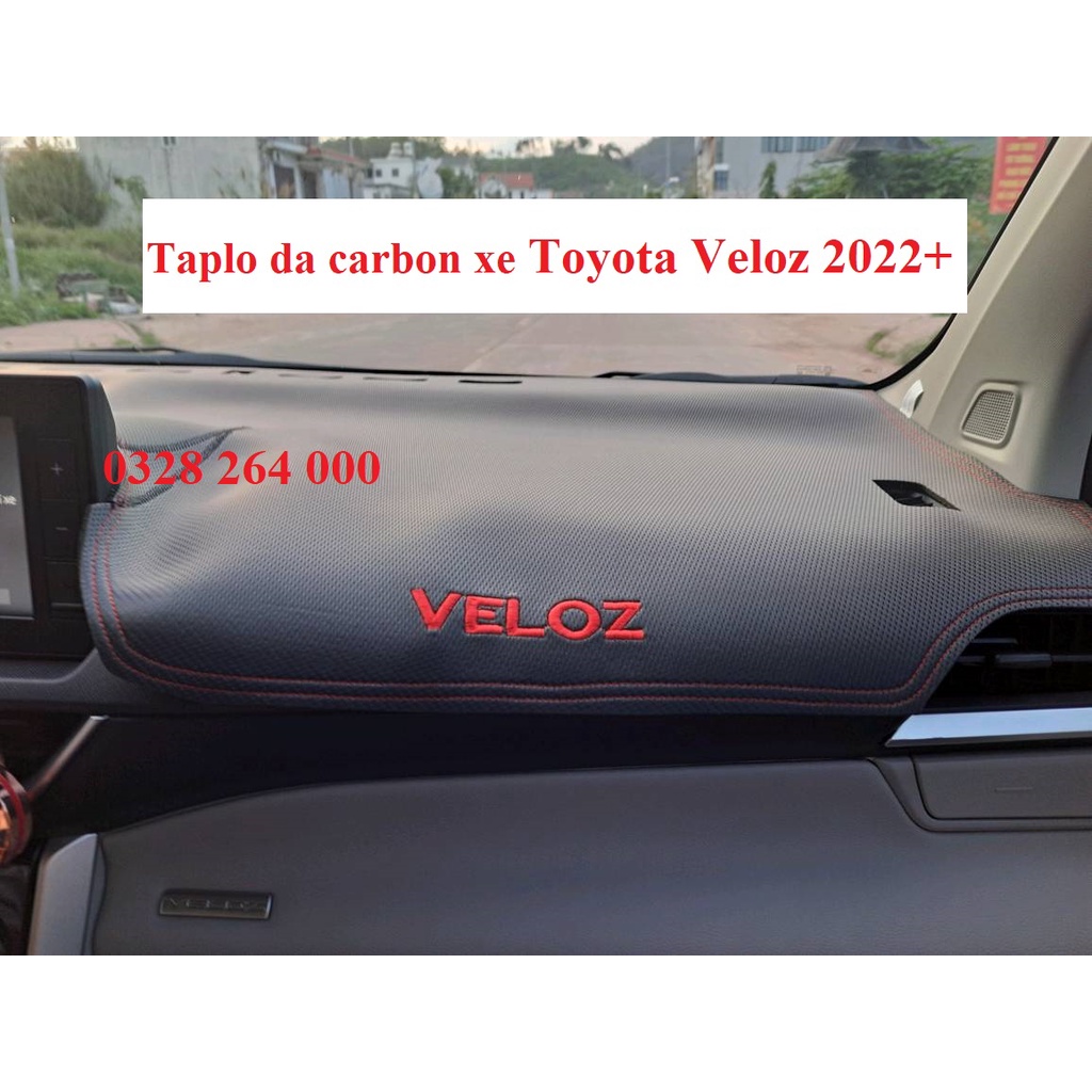 Thảm taplo da carbon xe Toyota Veloz 2022 2023  màu đen hàng da cacbon cao cấp