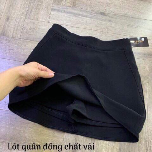 Chân váy A có lót quần
