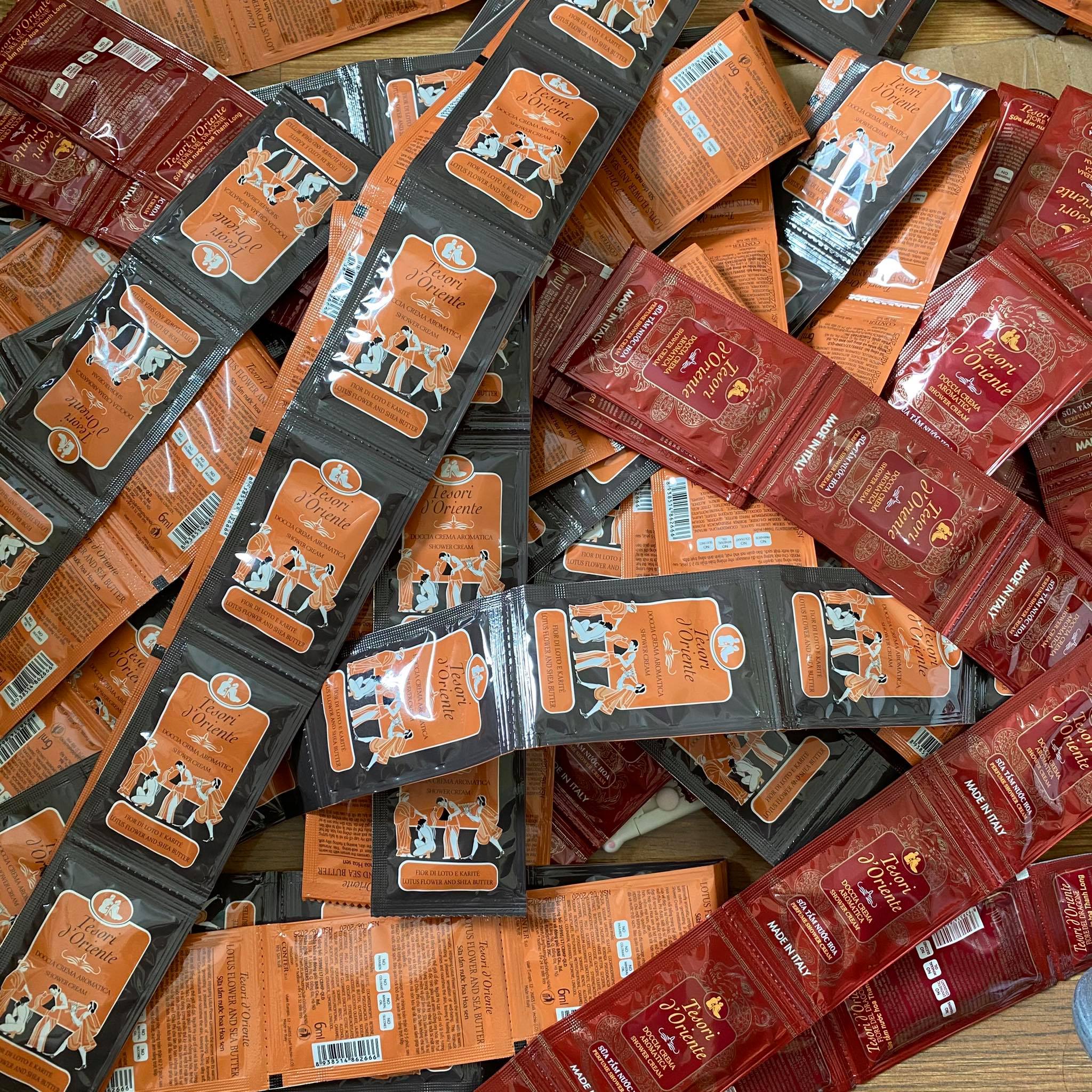 Sữa tắm nước hoa Tesori D'Oriente - Sữa tắm xích gói Tesori D'Oriente Italia 7ml | BigBuy360 - bigbuy360.vn