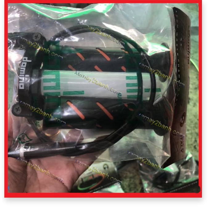 CÙM DOMINO CÓ BAO TAY