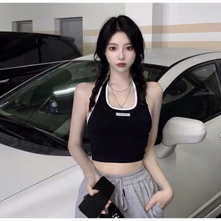 Áo CropTop cổ yếm phối viền CH