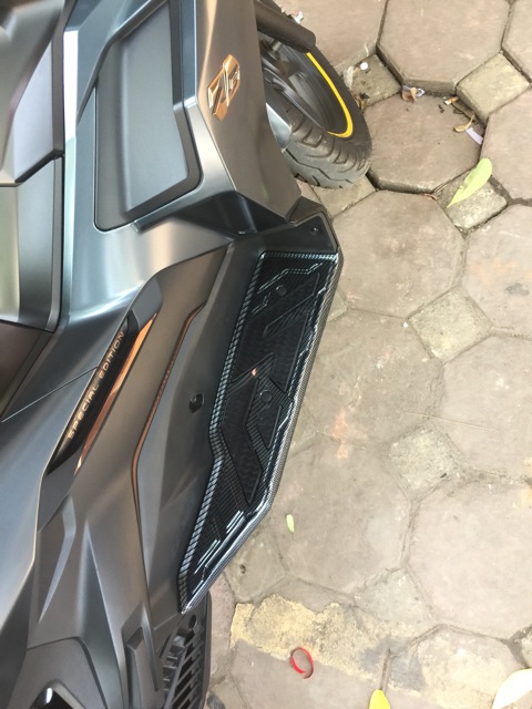 Thảm các bon xe air blade 2020
