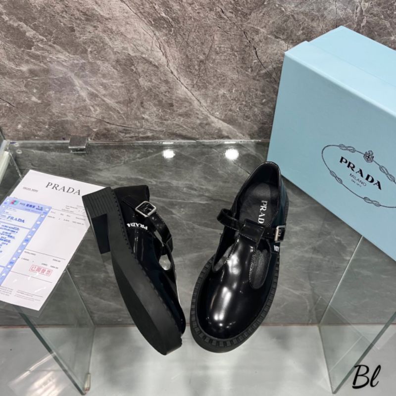 lo Giày Mọi Prada Da Bóng Nhẹ Mềm Êm Fullbox Bill Túi Cao Cấp