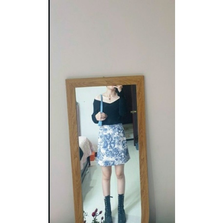 Chân váy họa tiết