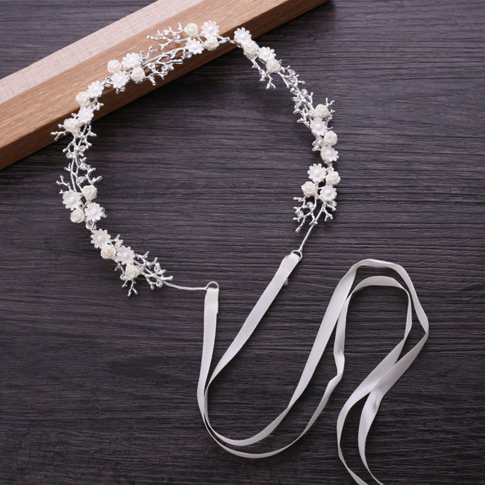 Băng đô đính hoa cài tóc cô dâu
