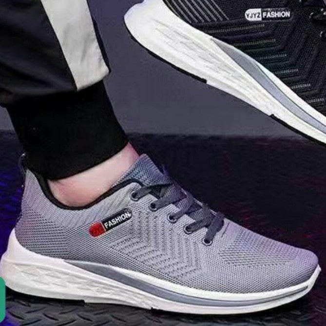 Giày Thể Thao Sneaker Nam Đế Cao Su Non Kết Hợp Thân Vải Mềm Thoáng Khí