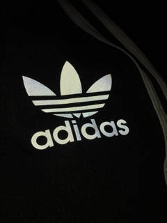 Quần adidas phản quang