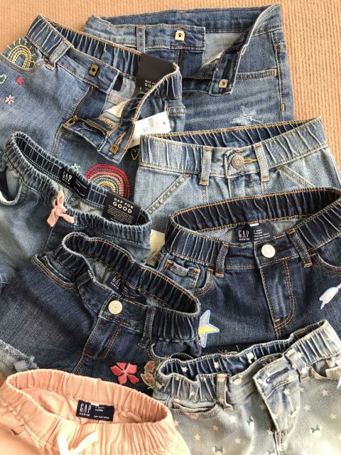Quần short Baby Gap