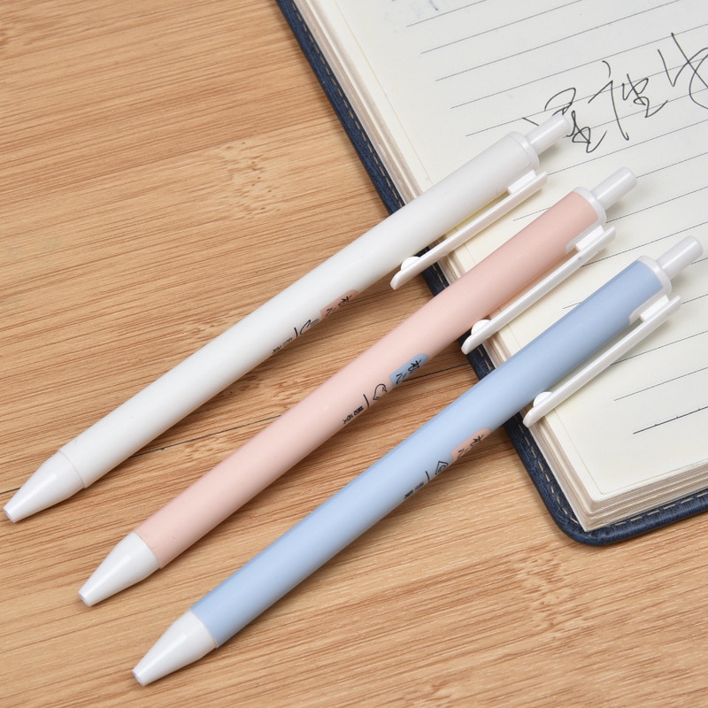 Bút mực gel màu đen ngòi 0.5mm