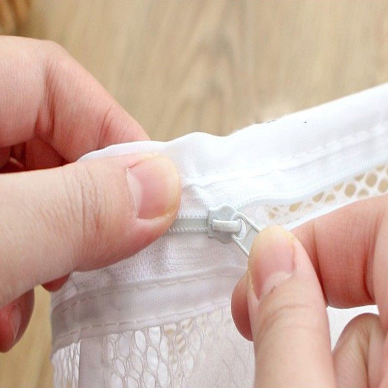 Túi giặt giày hình vuông bền đẹp, dễ dàng giặt máy, bảo vệ tốt cho đôi giày của bạn