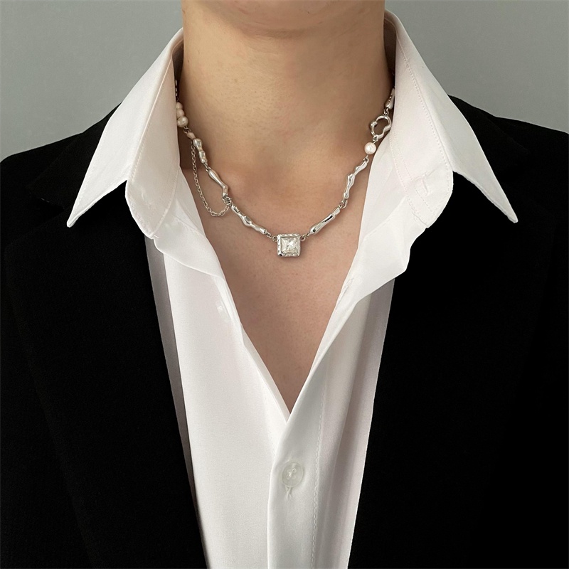 Vòng cổ Màu Đen Đính Ngọc Trai Thiết Kế Không Đều Cao Cấp Thời Trang