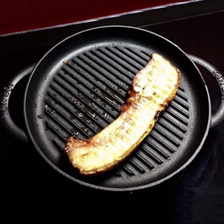 Chảo Gang Đúc Chống Dính Làm BBQ 26cm