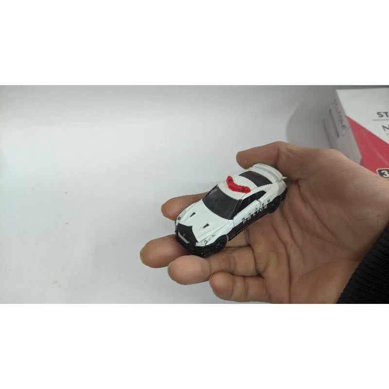 Tomica: Xe Tomica Nissan GTR Police Car 105