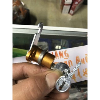 khóa tủ huy hoàng 02
