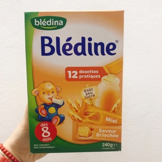 Bột lắc sữa Bledina 8m dạng thanh vị bánh mỳ mật ong