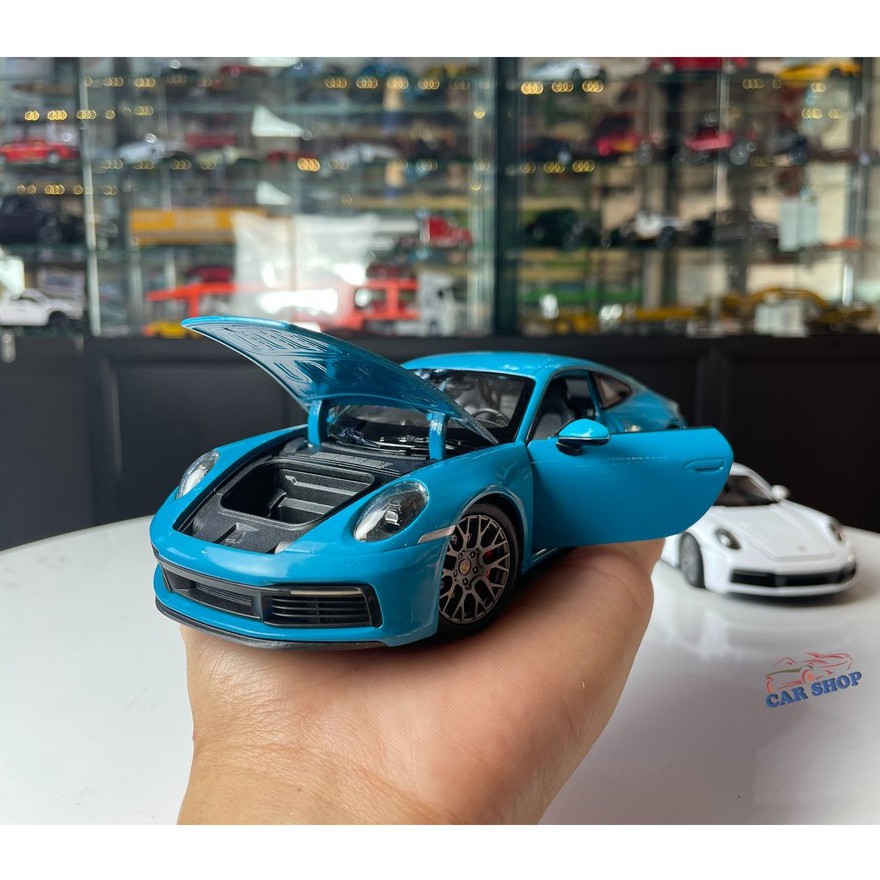 Mô hình xe ô tô Porsche 911 Carrera 4S Hãng Welly tỉ lệ 1:24