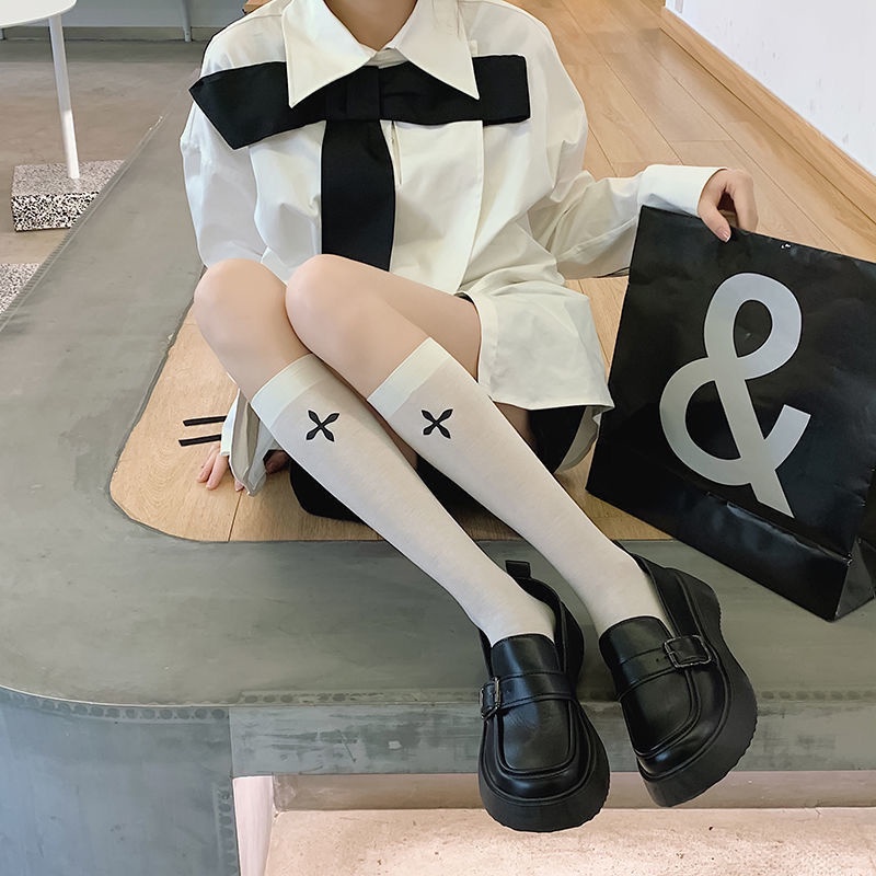 Jiashucheng Tất Cổ Cao Vừa Màu Trắng Đen Phong Cách Nhật Bản Dễ Phối Đồ Cho Nữ Sinh