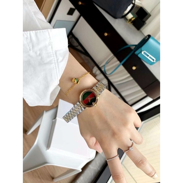 Đồng hồ Gucci mặt logo nữ