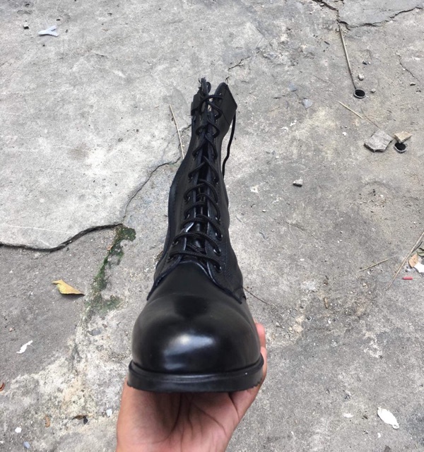 Thanh lý đôi combat boot size 38