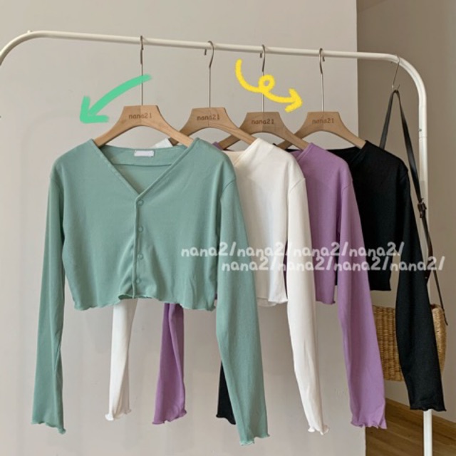 Croptop khuy dài tay