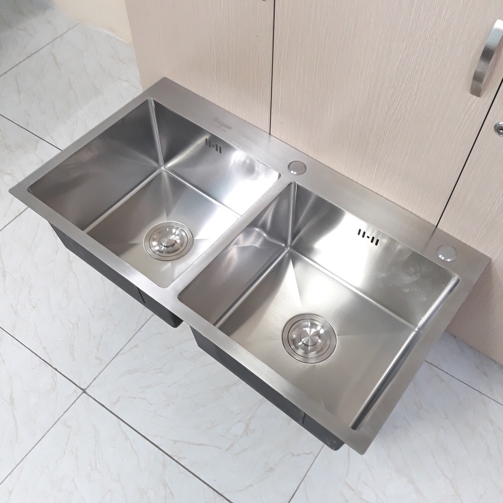 [Mẫu Mới 2022] Chậu rửa chén bát 2 hố cân Inox 304 cao cấp màu Trắng Mờ, chống mùi, dễ dàng vệ sinh - Kích thước 85x42cm
