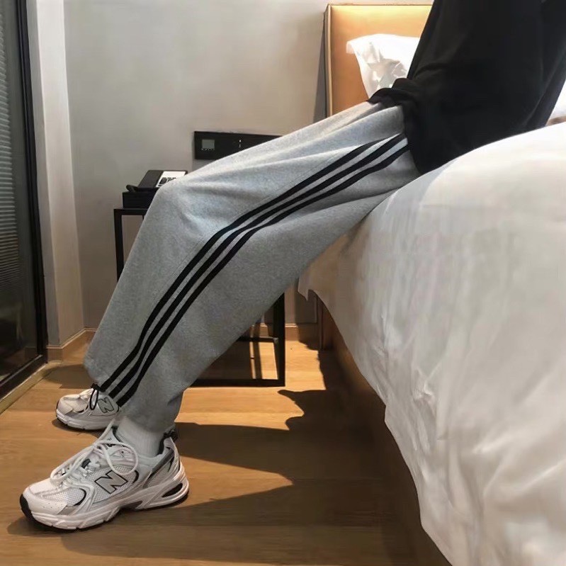 Quần 3 Sọc Ống Suông Unisex - Mía Store | BigBuy360 - bigbuy360.vn