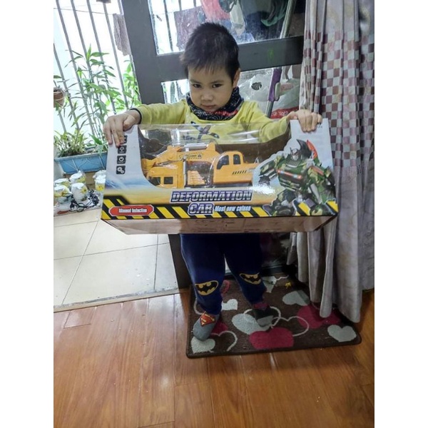 xe trộn bê tông khổng lồ
