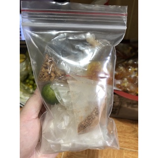 Bánh tráng sa tế tắc hành phi 7.000đ/bịt