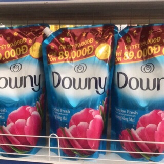 Nước Xả Vải Downy Hương Nắng Mai túi 1.5L