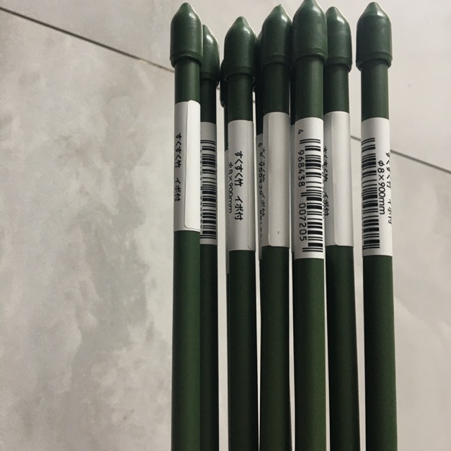 Combo 10 ống tre lõi thép bọc nhựa phi 8x900 chịu nhiệt được ngoài trời tốt có thể dùng làm cây chống đỡ .......