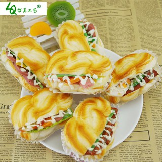 Mô hình bánh mì sandwich giả bằng da thân thiện với môi trường
