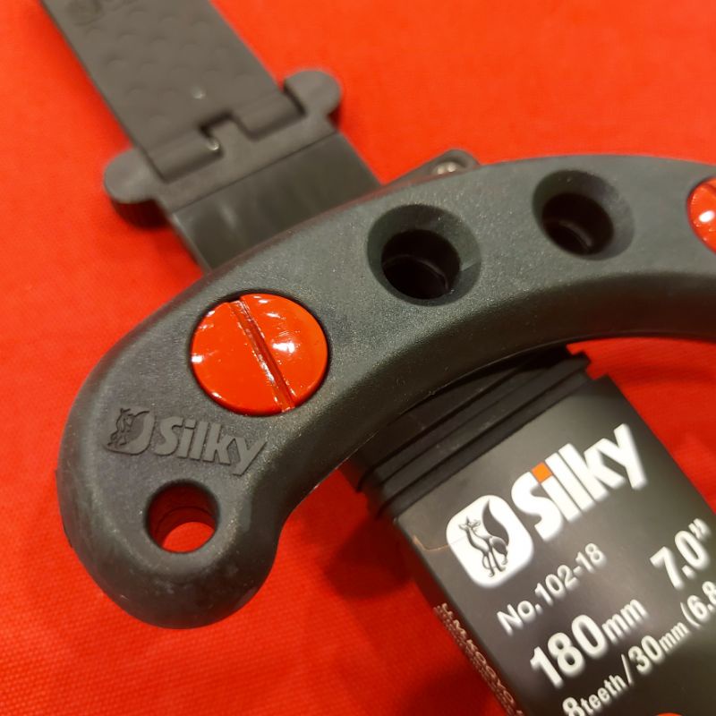 Cưa Silky Gomtaro Professional Nhật Bản 18cm - 24cm