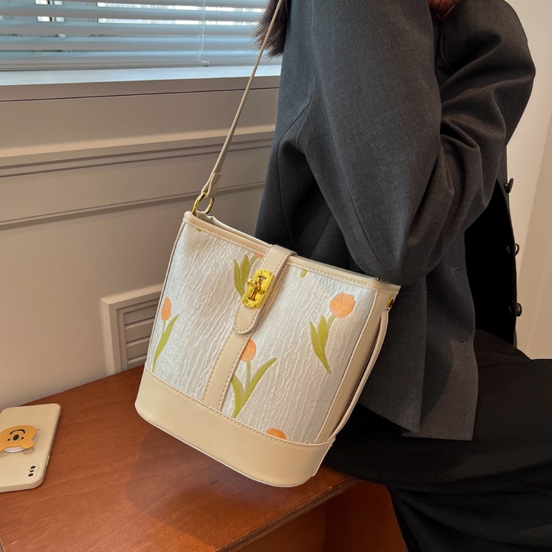 Túi Đeo Vai Cỡ Lớn Họa Tiết Khâu Độc Đáo Thời Trang Cho Nữ