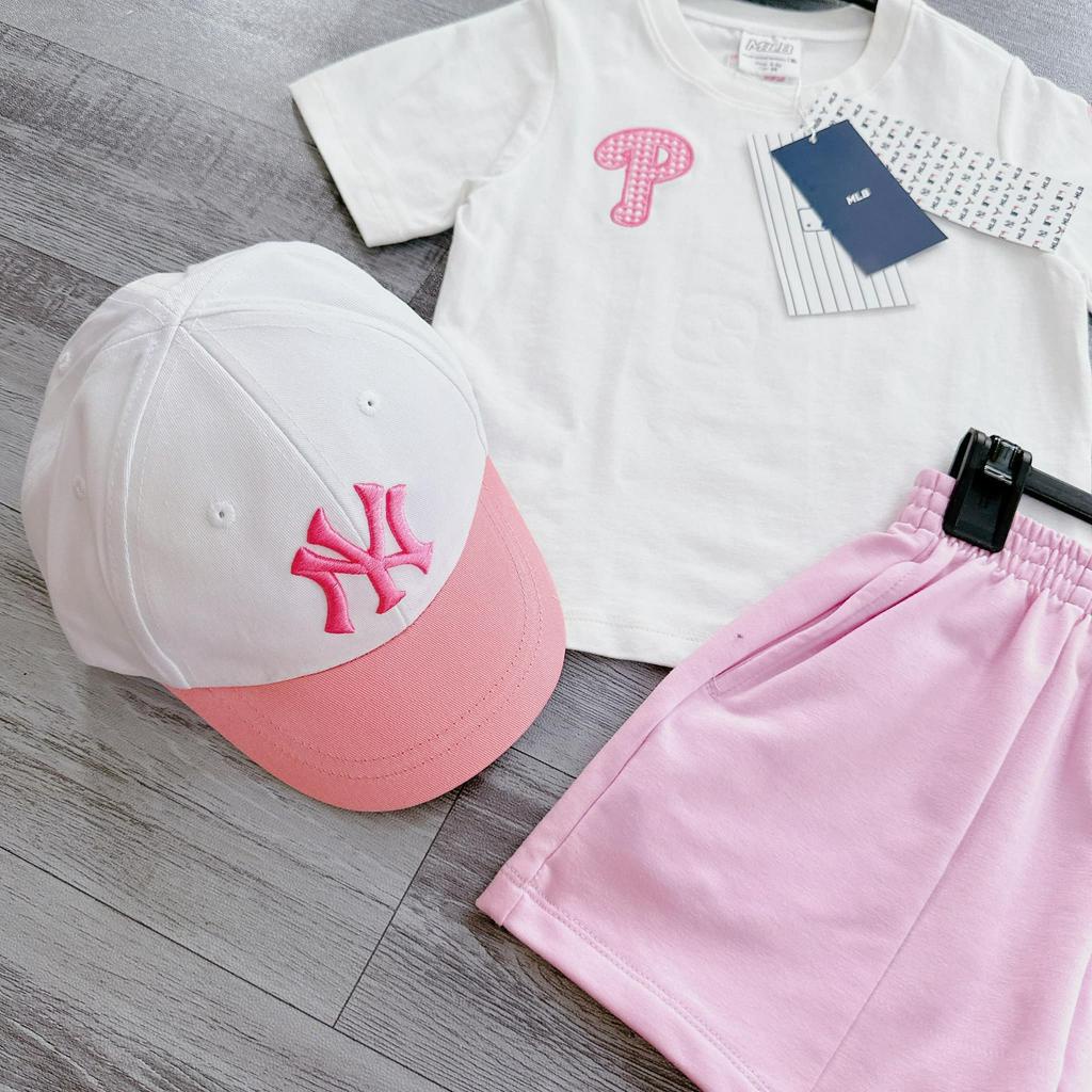 Bộ MLB thêu bé gái màu hồng có kèm nón size 12-23kg
