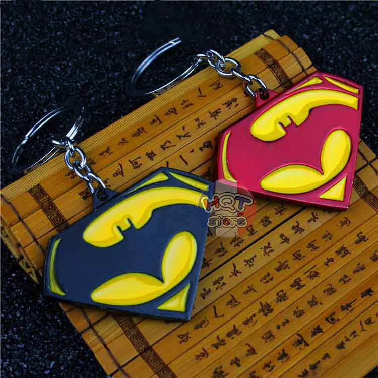 Móc khóa Người Dơi vs Superman