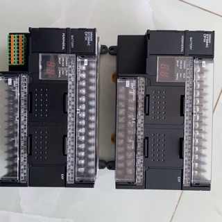 Plc omron cp1h-x40dr-a và cp1h-xa40dr-a