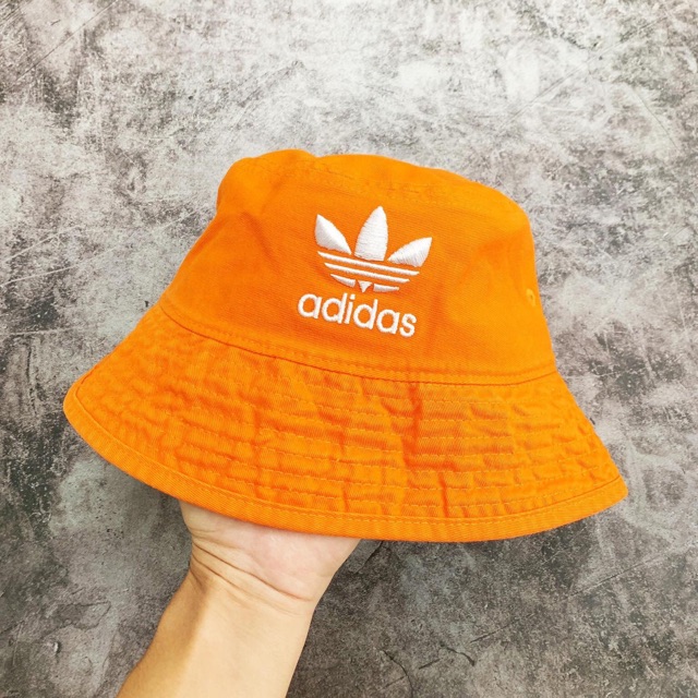 Mũ bucket Adidas