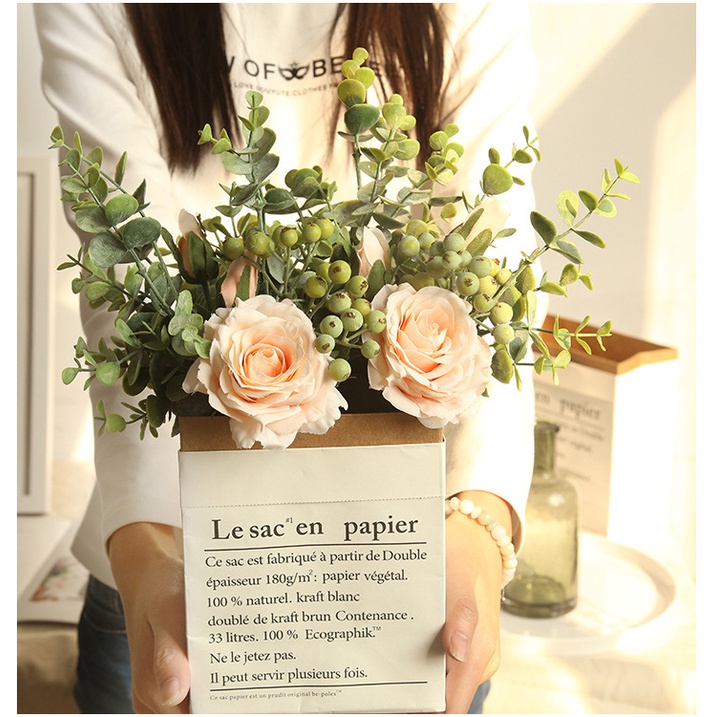 Cành hoa hồng đựng trong hộp giấy trang trí phòng (1 cành )