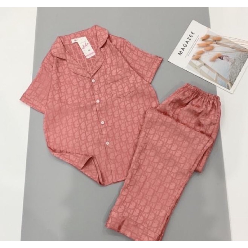 ❤siêu phẩm❤️ Bộ lụa gấm họa tiết Dior-LV | BigBuy360 - bigbuy360.vn