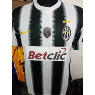 Áo Đấu Cổ Điển Juventus Jersey 2012 chia Nhỏ