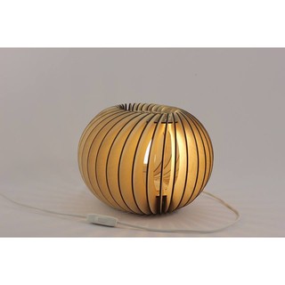 Đèn gỗ handmade trùm tròn để bàn trang trí xinh xắn