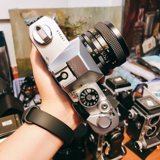 Máy ảnh phim Konica Autoreflex T3 Silver
