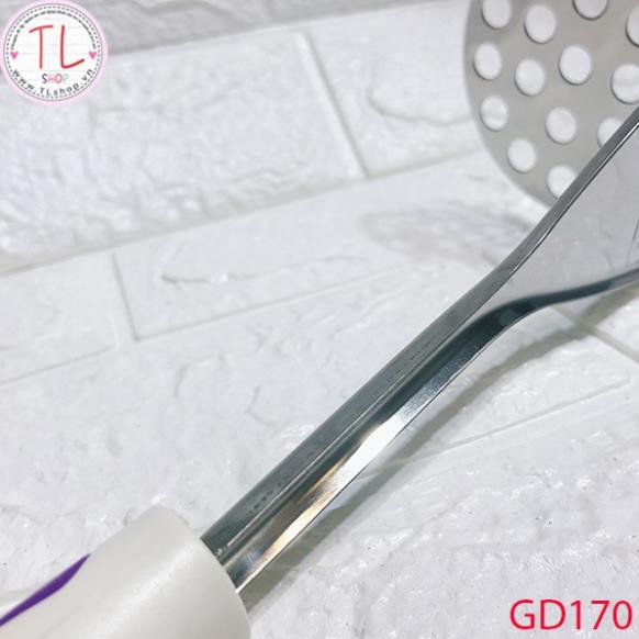 Vá xào inox có tay cầm bằng nhựa