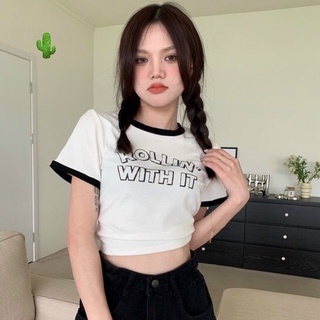 Áo thun croptop ROLLIN phối viền