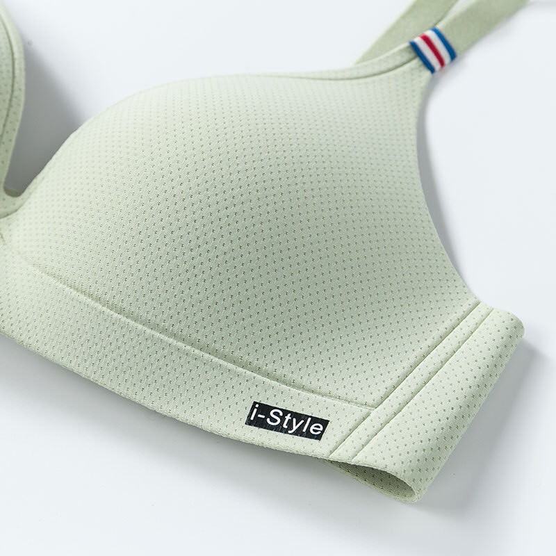 Áo Lót Ngực Thông Hơi Su Trơn Đệm Mỏng I-Style 588 AL54