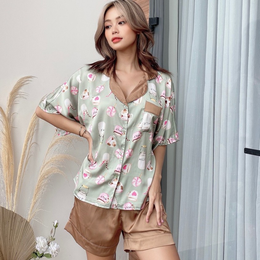 Bộ Lụa Cánh Dơi Họa Tiết Mặc Nhà | BigBuy360 - bigbuy360.vn