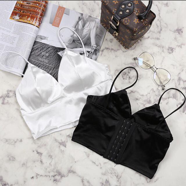 Áo Bra lụa 2 dây mảnh siêu hót | BigBuy360 - bigbuy360.vn