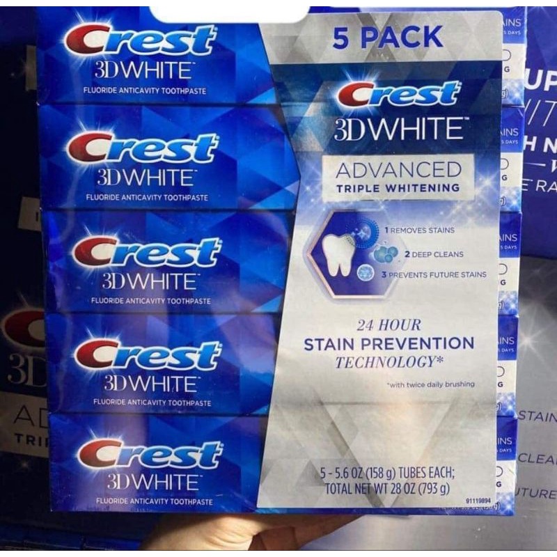 Kem đánh răng Crest 3D White Advanced Triple Whitening.