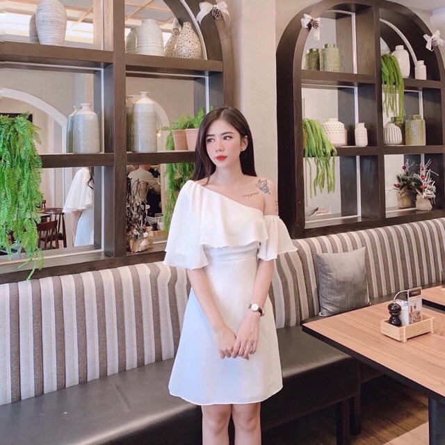 ĐẦM TRẮNG BÈO VAI LỆCH | BigBuy360 - bigbuy360.vn